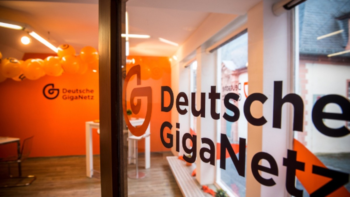 Kronberg: Deutsche GigaNetz eröffnet Glasfaser-Shop