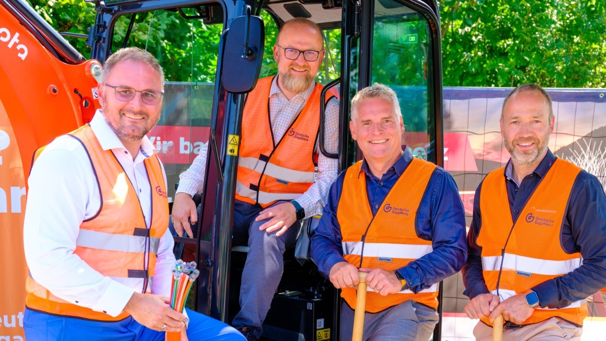 Glasfaser-Internet für Frohburg: Deutsche GigaNetz setzt ihren ersten Spatenstich in Sachsen